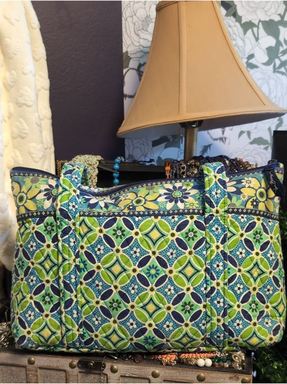 Two Vera Soft Top & Hard Bottom Bags - Picture 13 of 15
